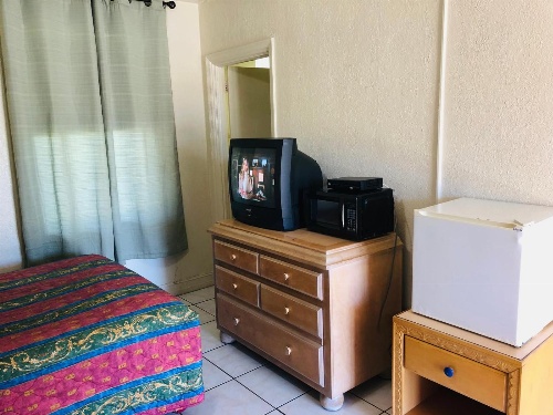 Sunset Inn- Fort Pierce, FL image 1