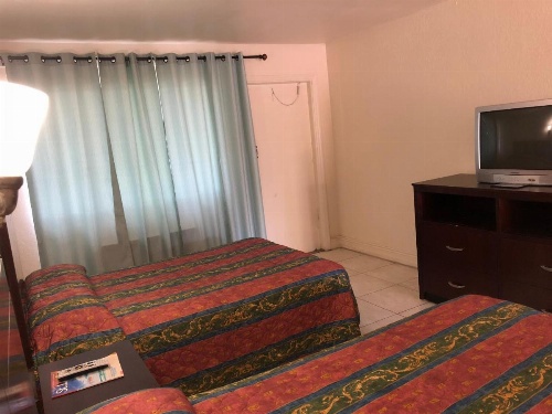Sunset Inn- Fort Pierce, FL image 23