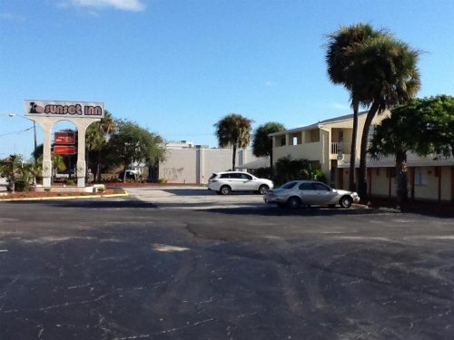 Sunset Inn- Fort Pierce, FL image 42